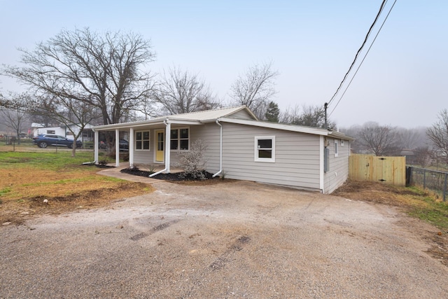 view of front of property