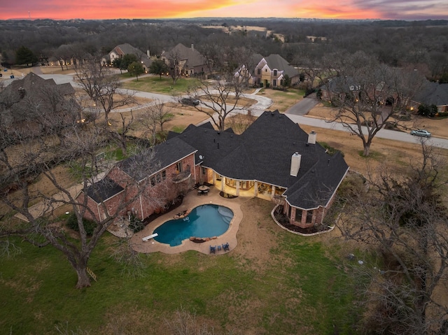 view of aerial view at dusk