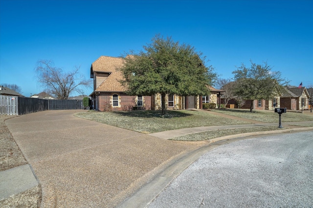 597 Imagine Dr, Lindale, TX 75771 - view of front of property featuring a front lawn