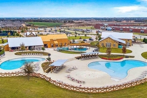 3512 Pritchard Rd, Celina, TX 75009 - view of community pool