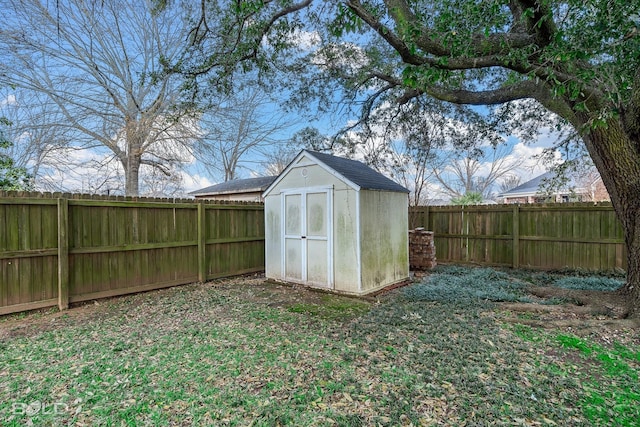 view of outbuilding featuring a yard