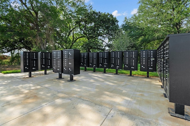 view of community featuring mail boxes