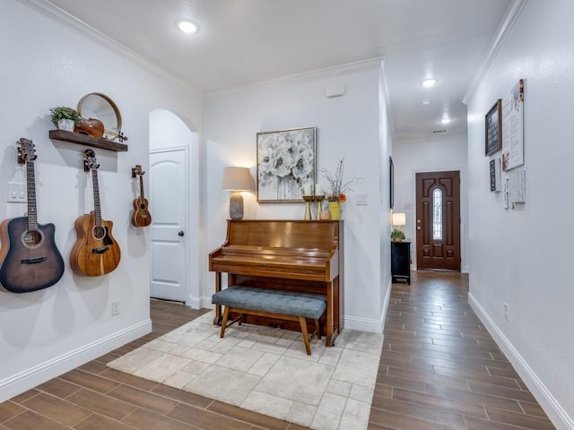 entrance foyer with crown molding