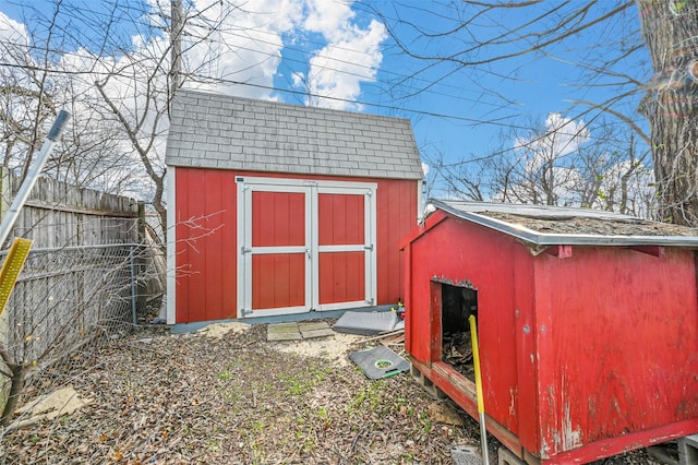 view of outbuilding