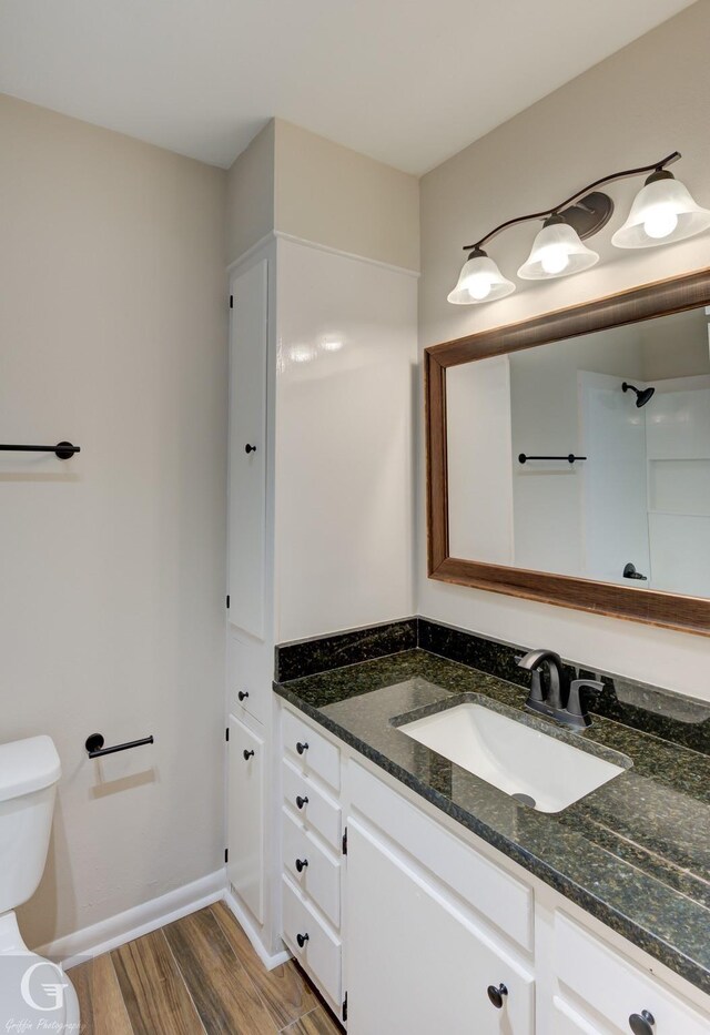 carpeted empty room featuring crown molding, ceiling fan, and a wealth of natural light