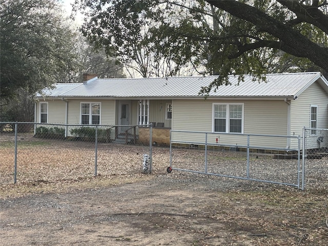 view of front of house