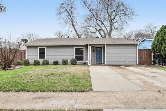 ranch-style home with a front yard