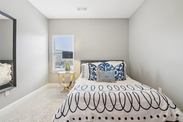 bedroom with carpet flooring