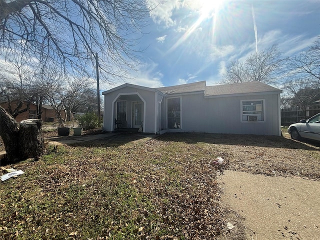 view of front of house