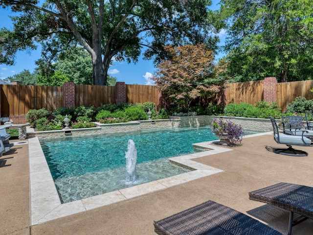 view of pool with pool water feature