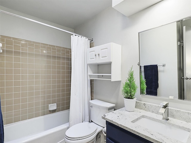 full bathroom featuring vanity, toilet, and shower / bath combo