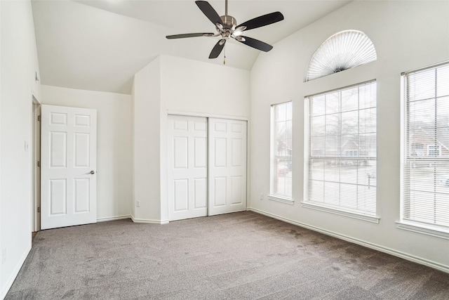 2324 Spring Mills Rd, Mesquite, TX 75181 - kitchen with decorative backsplash, a kitchen island, ceiling fan, light wood-style flooring, and stainless steel appliances