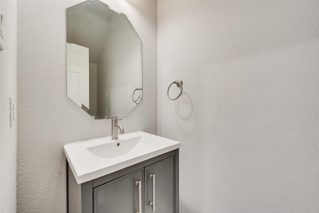 200 Ravenel St, Glenn Heights, TX 75154 - bathroom featuring vanity