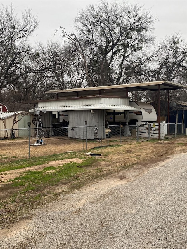 view of outbuilding