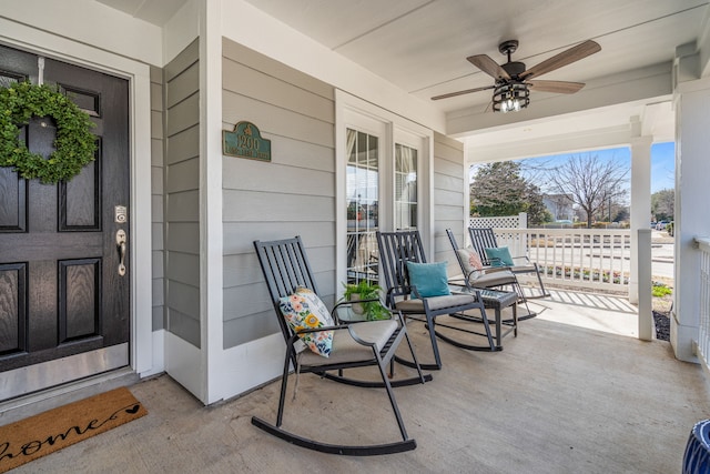 view of patio / terrace with ceiling fan and covered porch