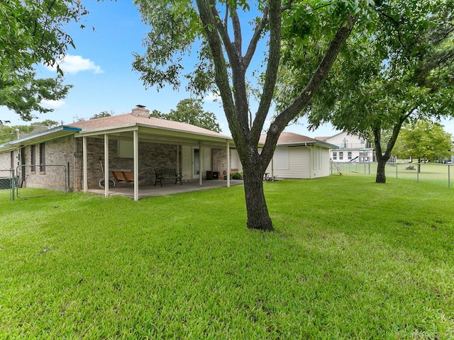 view of yard with a patio