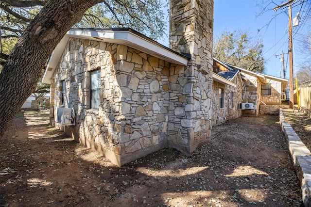 view of home's exterior