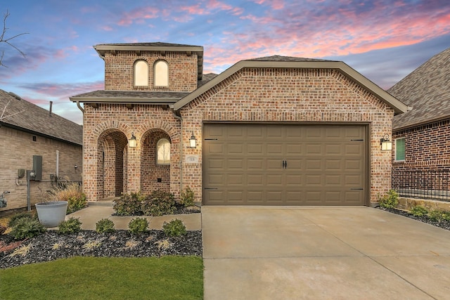 view of front facade with a garage