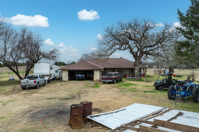 view of front facade with a carport