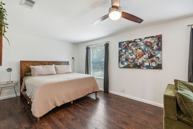 bedroom featuring dark wood-type flooring and ceiling fan