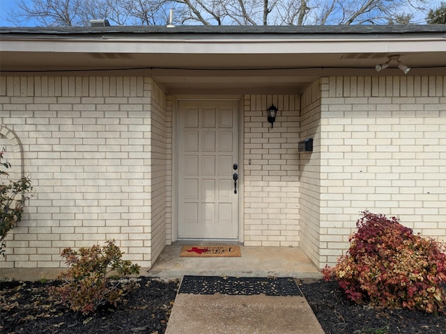 view of property entrance