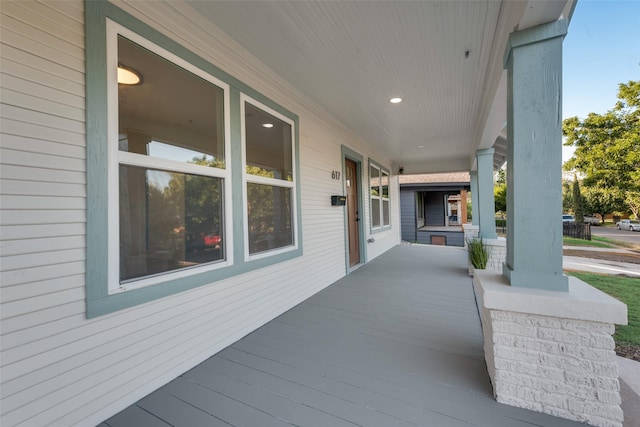 view of patio featuring covered porch