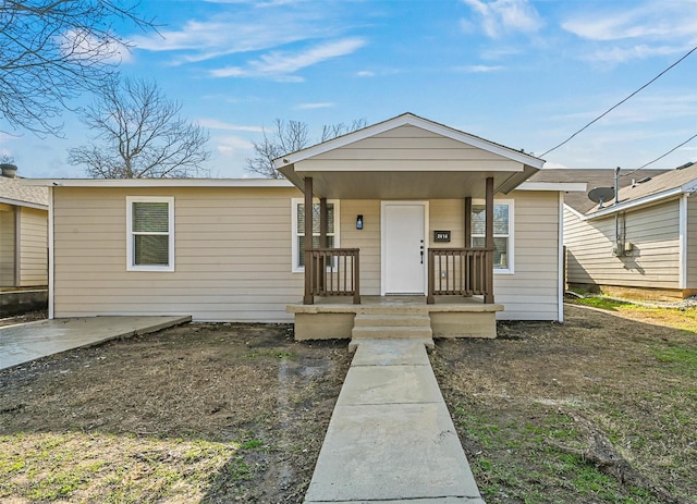 view of front of house featuring a porch