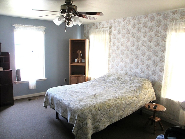 bedroom featuring carpet floors and ceiling fan