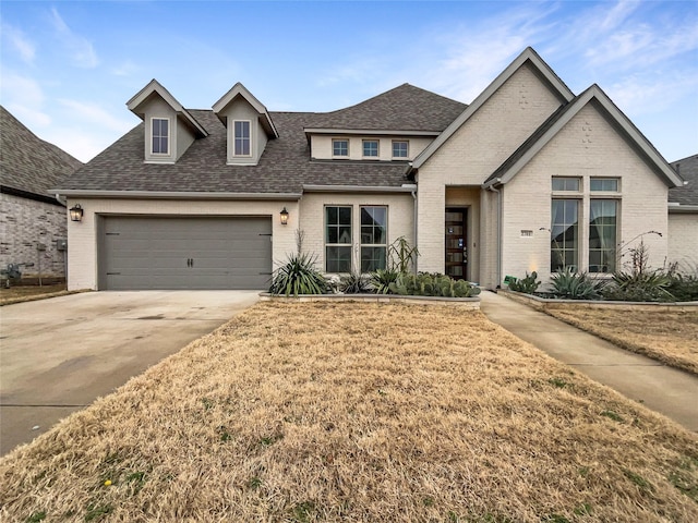 view of front of home with a front yard