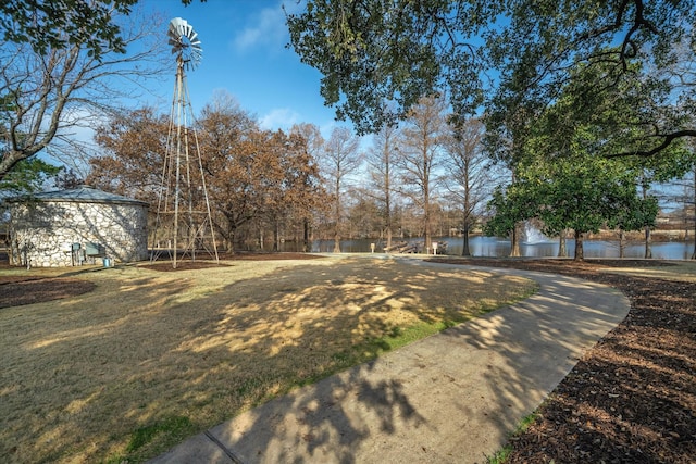 view of yard featuring a water view