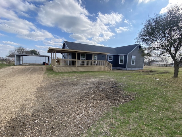 view of front of property featuring a porch