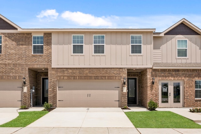 760 Carson Ln, Pilot Point TX, 76258, 4 bedrooms, 2.5 baths townhouse for sale