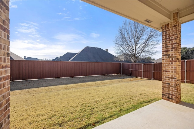 view of yard with a patio area