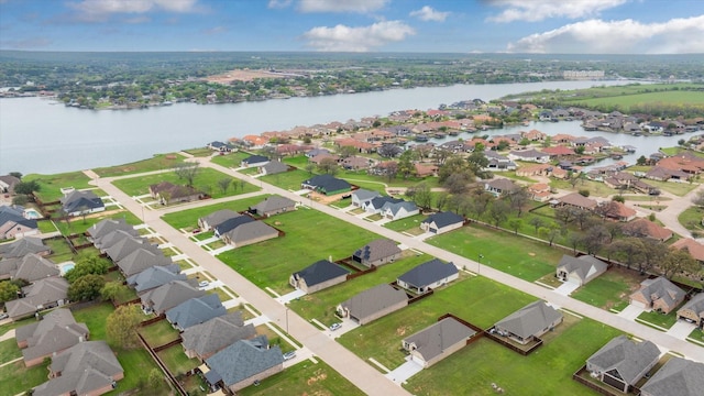 1476 Highland Park Cir, Granbury, TX 76048 - aerial view with a water view and a residential view