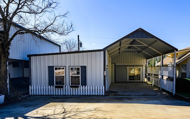 view of outdoor structure