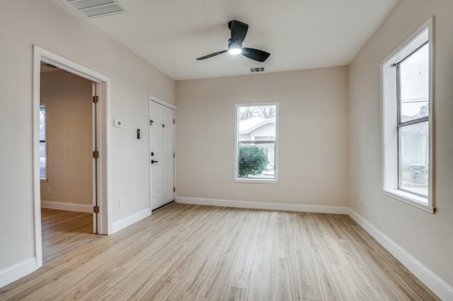 unfurnished bedroom featuring ceiling fan and light hardwood / wood-style flooring