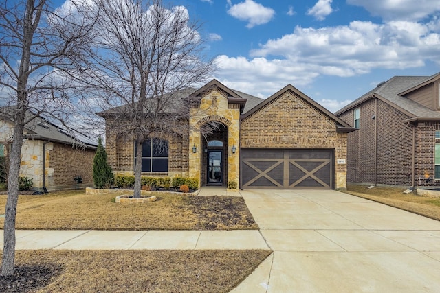 view of front facade with a garage