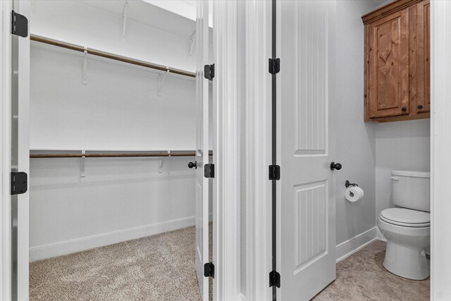 402 N Parkway Dr, Alvarado, TX 76009 - bathroom with toilet