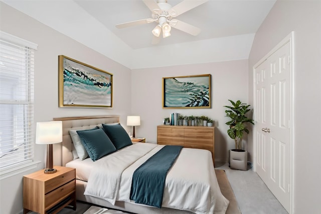 carpeted bedroom featuring ceiling fan