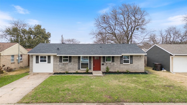 ranch-style house featuring a front lawn