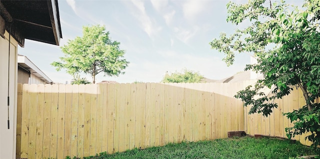 3821 Red Oak St, Sachse, TX 75048 - view of yard