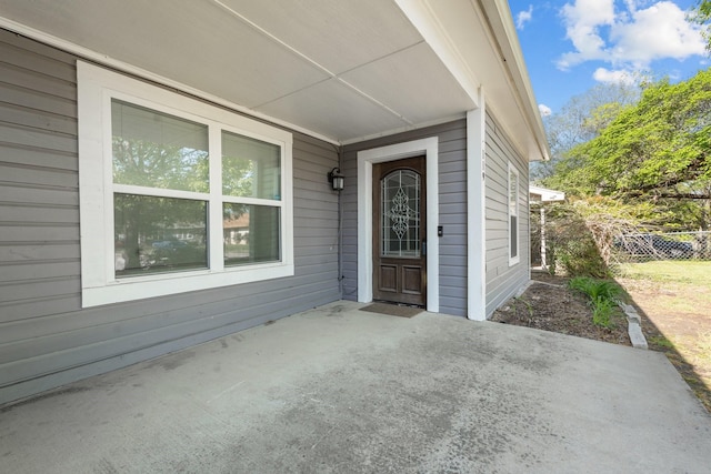 119 Wheeler St, Weatherford, TX 76086 - entrance to property featuring a patio area and fence