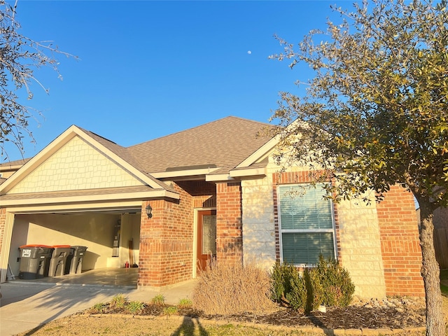 view of front of home featuring a garage