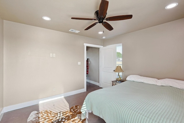 bedroom featuring ceiling fan