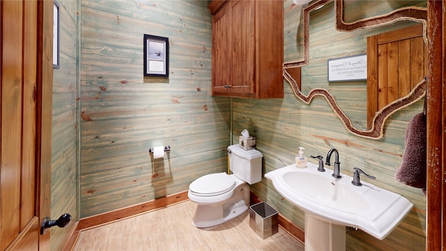 bathroom with sink and toilet