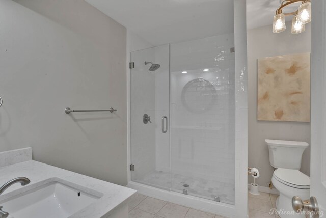 tiled bedroom featuring ceiling fan, ornamental molding, and connected bathroom