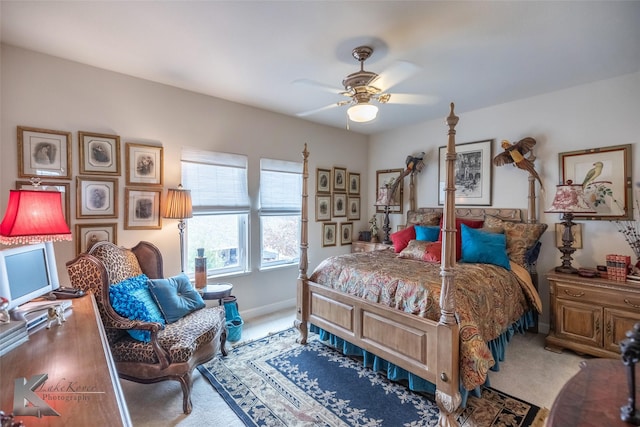 bedroom with ceiling fan