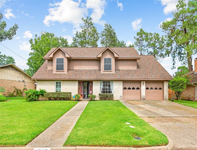 view of front of property with a front lawn