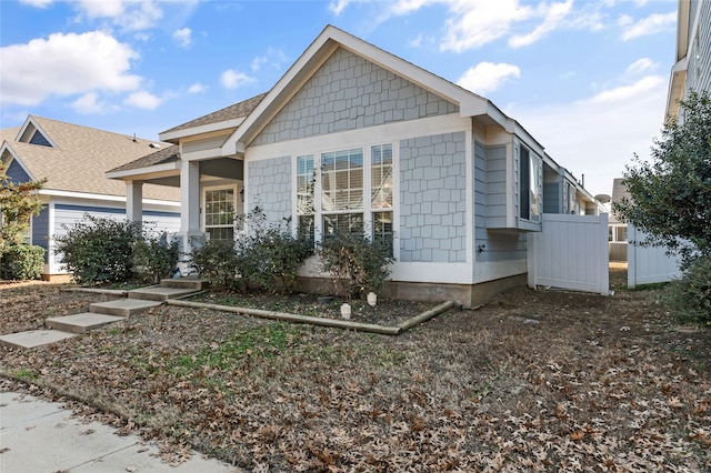 view of front of property