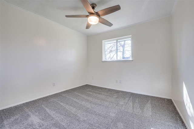 unfurnished room with carpet and ceiling fan